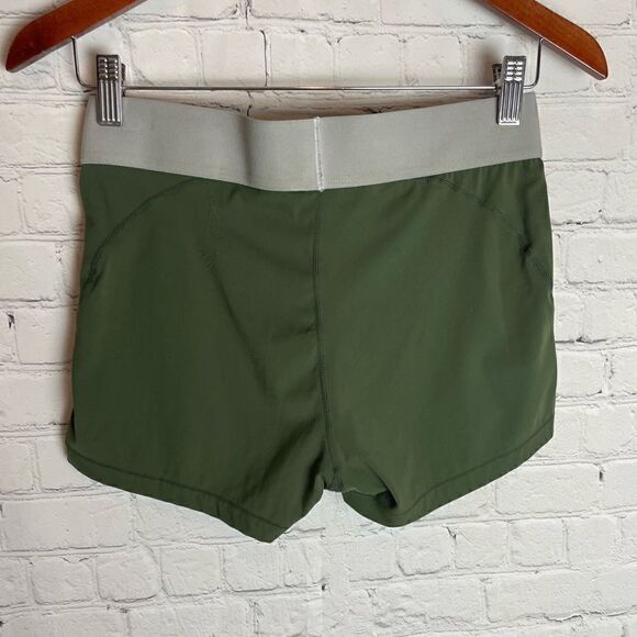 BuffBunny  Collection Green Shorts Large - Picture 7 of 7